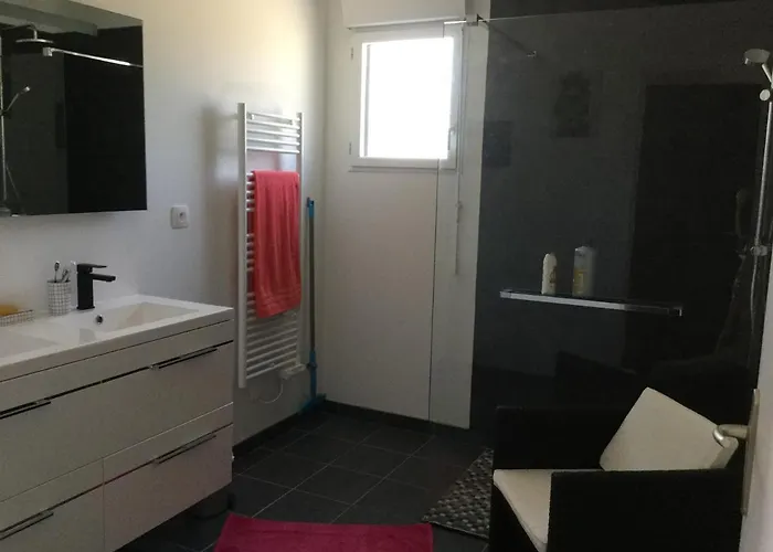 Maison Individuelle 500 M De La