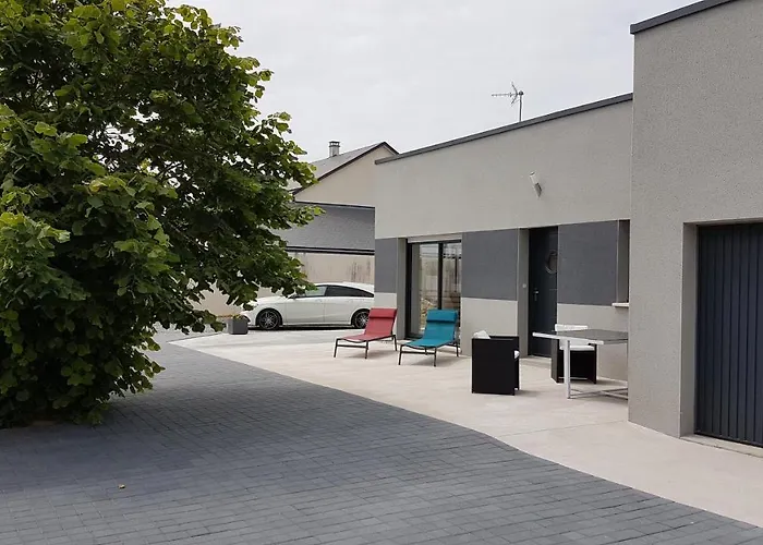 Maison Individuelle 500 M De La