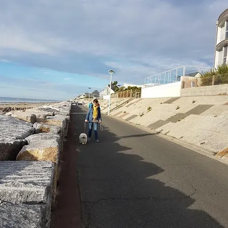 Maison Individuelle 500 M De La Casa de Férias *