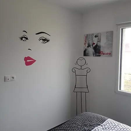 Maison Individuelle 500 M De La