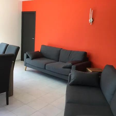 Maison Individuelle 500 M De La Casa de Férias *