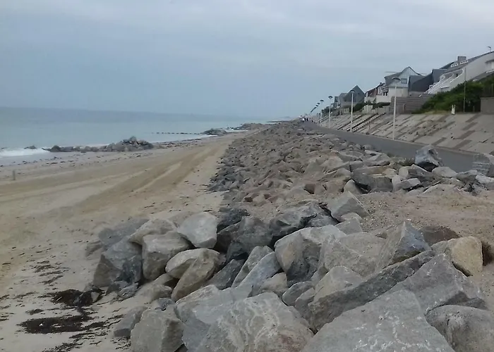 Holiday home Maison Individuelle 500 M De La